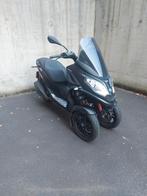PIAGGIO MP3 300 HPE van 2021, Handvatverwarming, 300 cc, Particulier, Toermotor