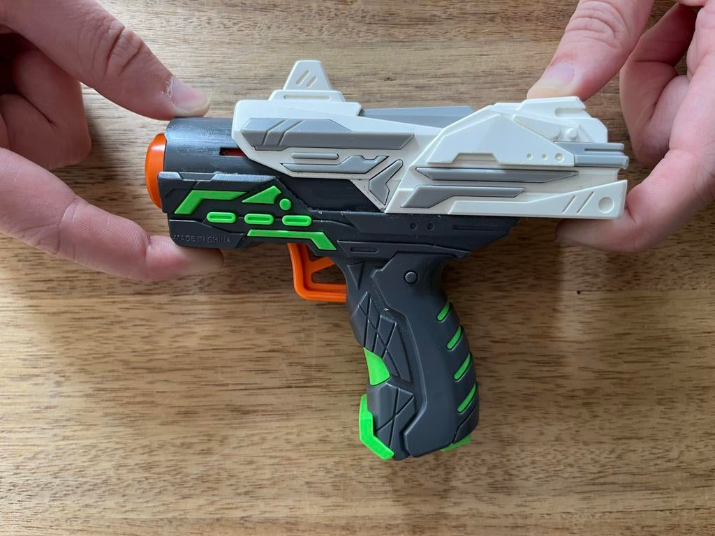 Speelgoed pistool, Kinderen en Baby's, Speelgoed | Buiten | Actiespeelgoed, Ophalen of Verzenden, Zo goed als nieuw