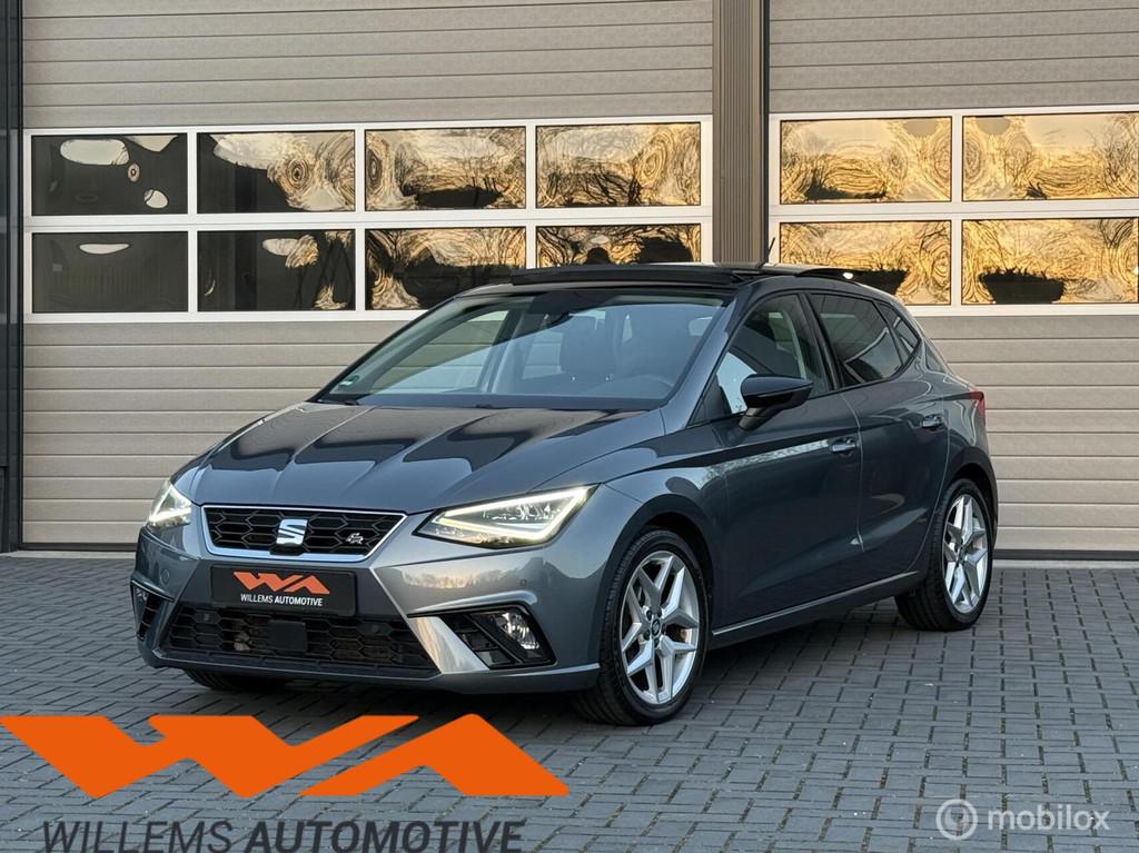 Seat Ibiza 1.0 TSI FR PANO-ACC-CAMERA-LED-APPLE CARPLAY, Auto's, Voorwielaandrijving, Stof, 1049 kg, Zwart
