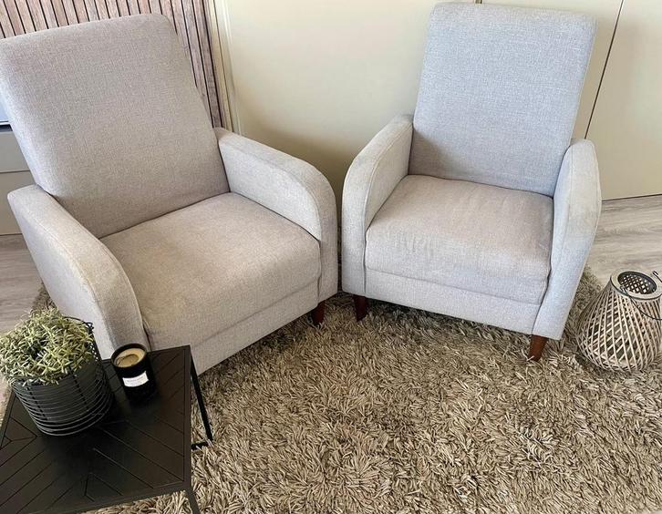 Lichtgrijze fauteuils, Huis en Inrichting, Fauteuils, Zo goed als nieuw, 50 tot 75 cm, 75 tot 100 cm, Ophalen