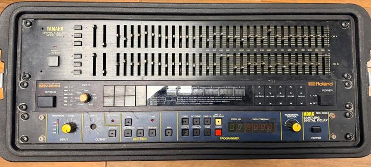 Yamaha Q2031, Roland SRV-2000, Korg SDD-2000 in rack, Muziek en Instrumenten, Effecten, Gebruikt, Delay of Echo, Ophalen