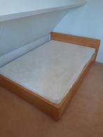 Tweepersoons bed met tempur matras 140x200, Ophalen, Gebruikt, Tweepersoons, 140 cm