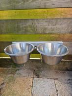 RVS bakken in houder, Ophalen