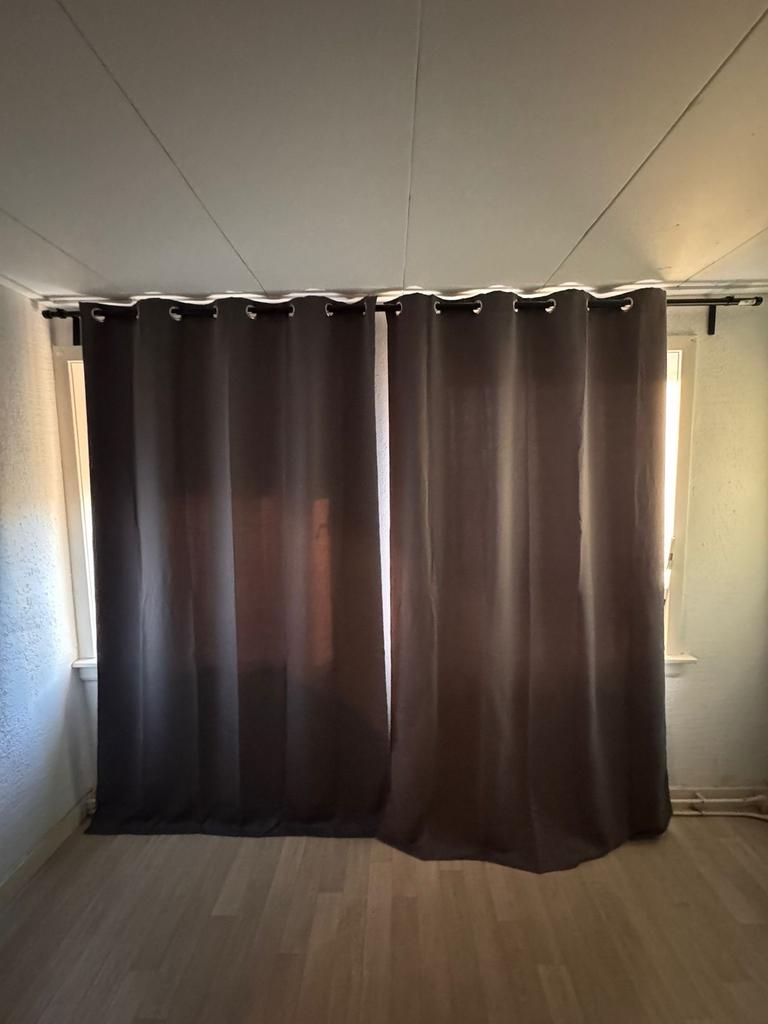 Verduisterende gordijnen met gordijnroede, Ophalen, 100 tot 150 cm, 200 cm of meer, Zo goed als nieuw