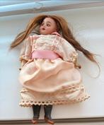 Antieke pop met porseleinen hoofd en roze jurk, Antiek en Kunst, Antiek | Speelgoed, Ophalen