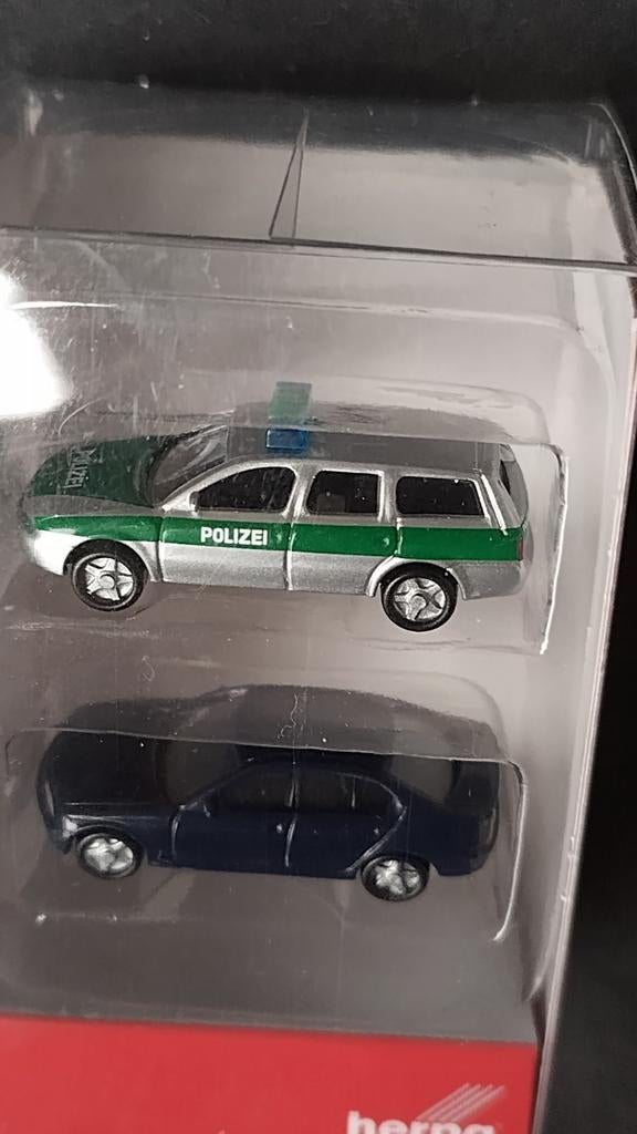 Volkswagen Passat Polizei en BMW 3 Serie 1:160 Herpa Pol, Auto, Verzenden, Cars@herpa.de, Nieuw