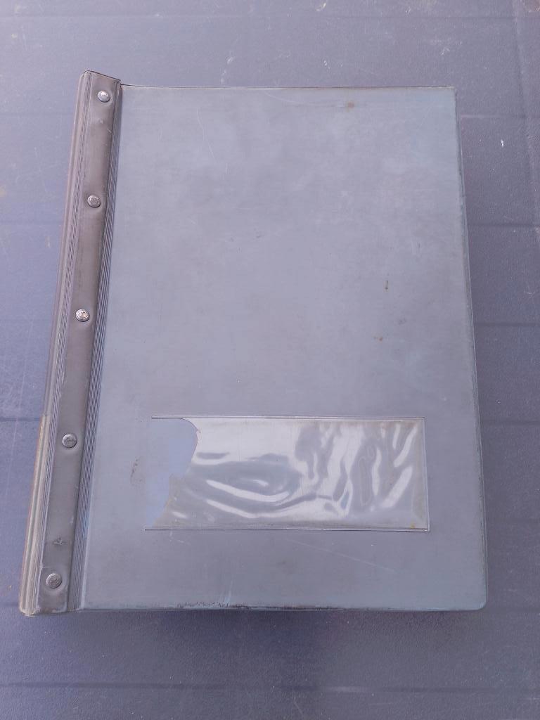 Unieke oude V.A.G dealer map info / typenummers vanaf 1947, Ophalen of Verzenden, Gelezen, Volkswagen