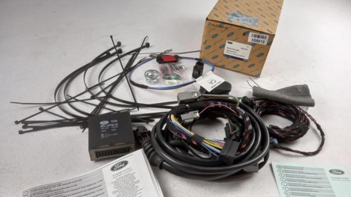 Trekhaak kabelset 13 polig inklapbaar 2021621 nieuw Ford C-M, -, Nieuw, Ophalen of Verzenden, -