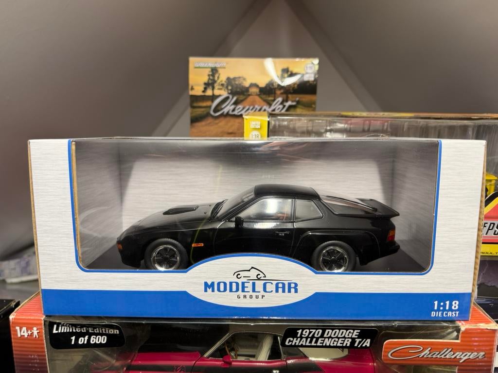 Porsche 924 MCG, Hobby en Vrije tijd, Modelauto's | 1:18, Ophalen of Verzenden, Nieuw, Auto, Overige merken