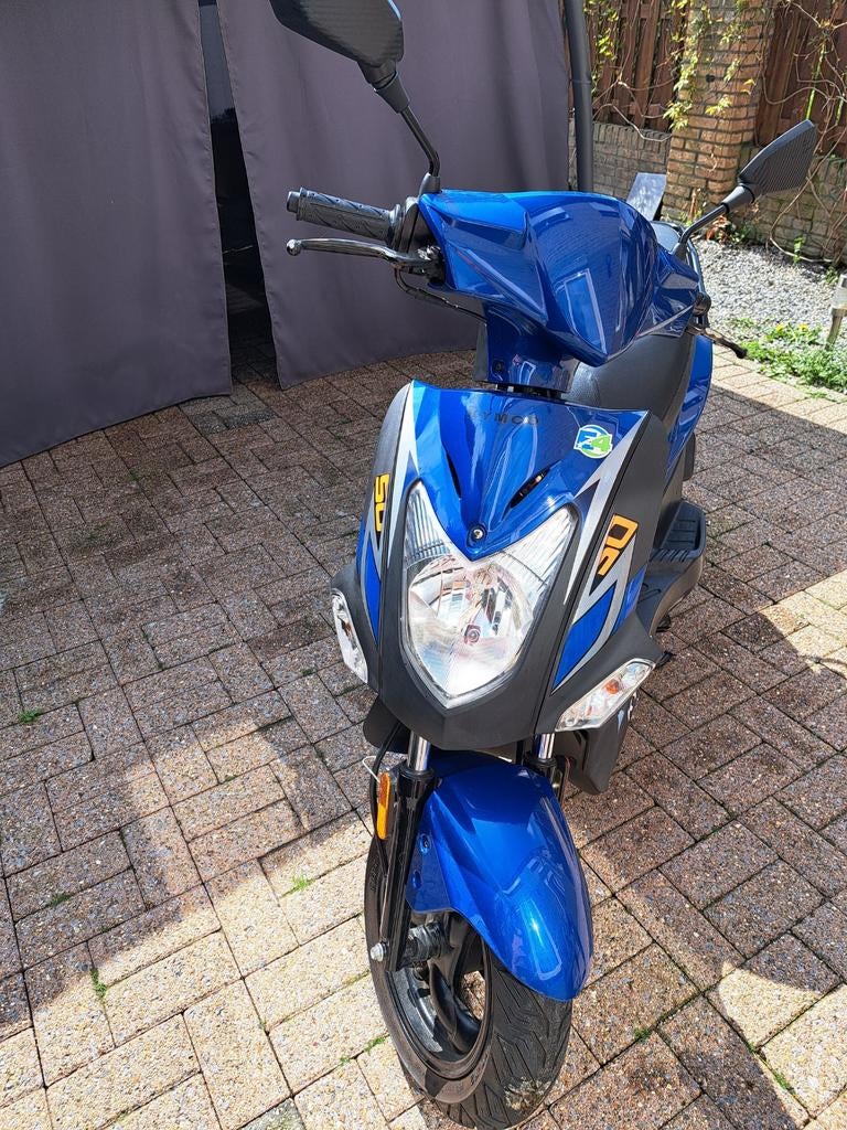 TE KOOP, Ophalen, Gebruikt, Benzine, Agility