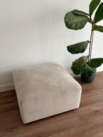 Zo goed als nieuwe JYSK SKEJBY hocker (2 maanden oud), Huis en Inrichting, Ophalen, Vierkant, Zo goed als nieuw, Stof