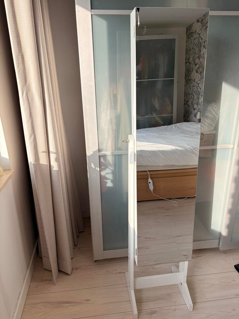 Make-up spiegelkast met opbergruimte, Minder dan 50 cm, Gebruikt, Ophalen of Verzenden, 150 tot 200 cm