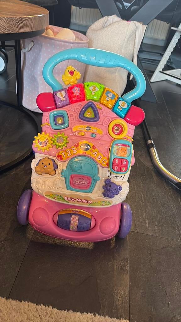 Vtech baby walker roze, Ophalen of Verzenden, Zo goed als nieuw, 6 maanden tot 2 jaar
