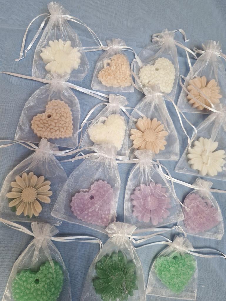 15 stuks was beeldjes in organza zakjes bedankjes, Ophalen of Verzenden, Nieuw, Overige materialen, Minder dan 25 cm