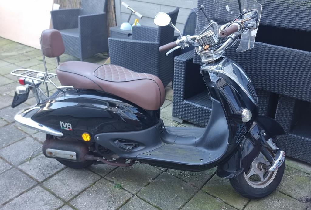 IVA Venice 4-takt scooter - Zwart, met windscherm, Gebruikt, Benzine, Ophalen, Overige merken