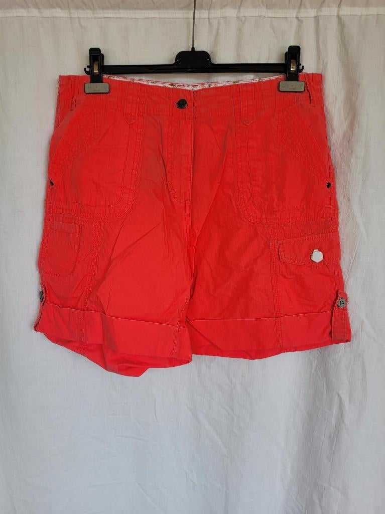 Vrolijke roze NIEUWE korte broek mt 42 merk LIv, Kleding | Dames, Kort, ., Maat 42/44 (L), Nieuw