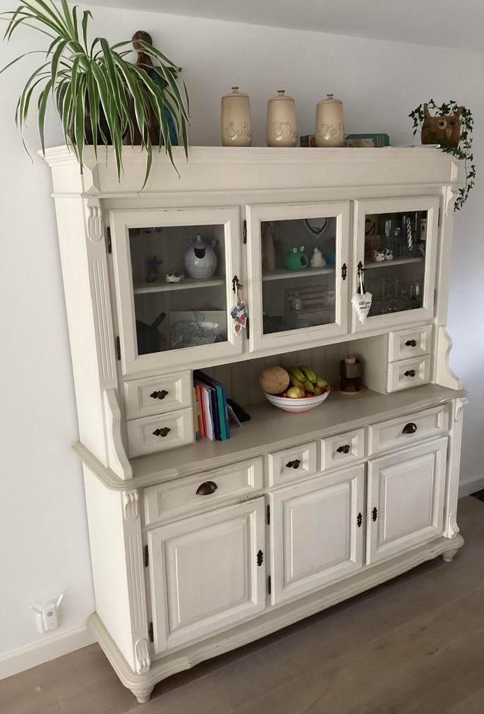 Leuke buffetkast met veel ruimte., Ophalen, Gebruikt, 200 cm of meer, 150 tot 200 cm