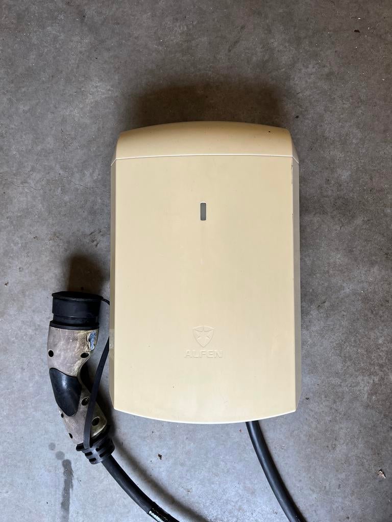 Alfen ICU Eve Mini laadpaal (11kw - 3 fasen), Ophalen, Gebruikt, Laadpaal