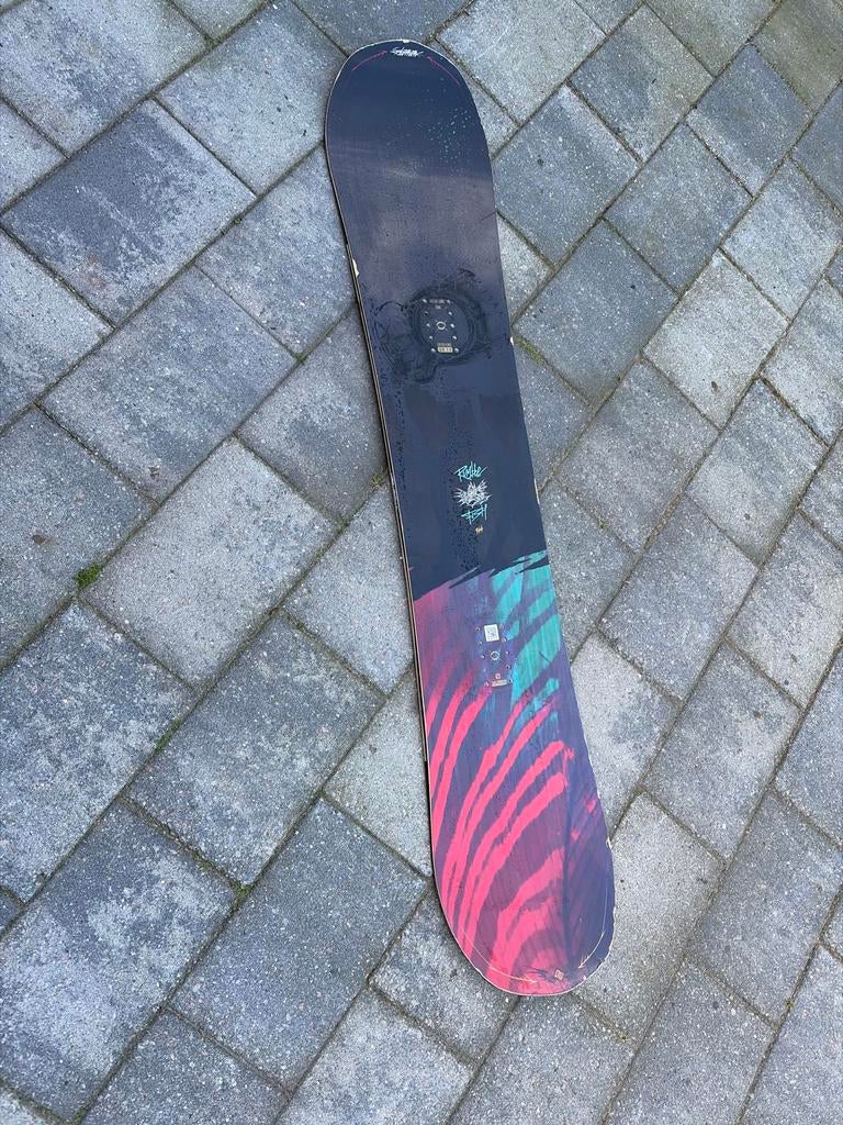 Oud snowboard - Leuk voor apres ski party, Ophalen, Gebruikt, Board