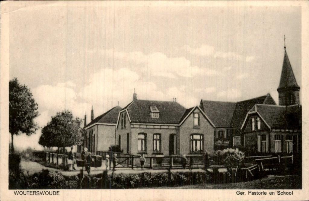 Wouterswoude - Ger. Pastorie - School, Ophalen of Verzenden, 1920 tot 1940, Ongelopen, Friesland