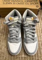 Nike Dunk High schoenen, Nike, Ophalen of Verzenden, Grijs, Sneakers of Gympen