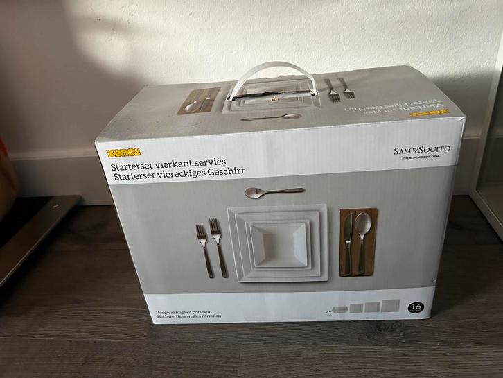 Xenos compleet bordenset nieuw in doos, Huis en Inrichting, Keuken | Servies, Nieuw, Bord(en), Overige stijlen, Porselein, Ophalen