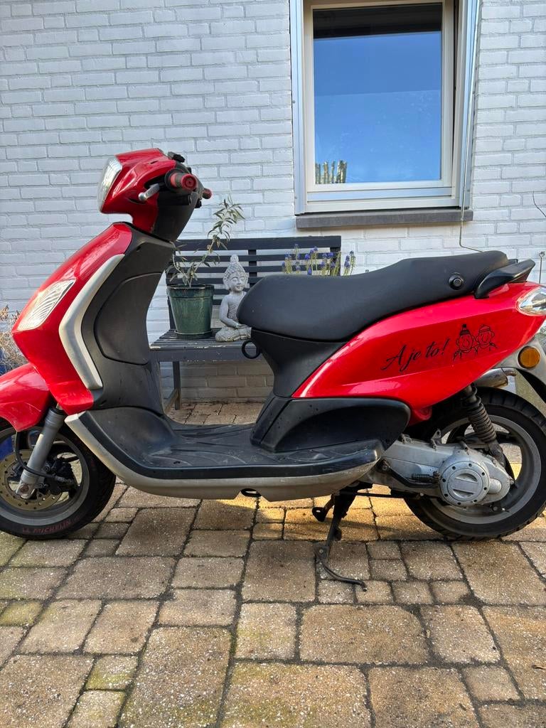 Piaggio fly 70cc 2005, Fietsen en Brommers, Ophalen, Tweetakt, Gebruikt, Fly