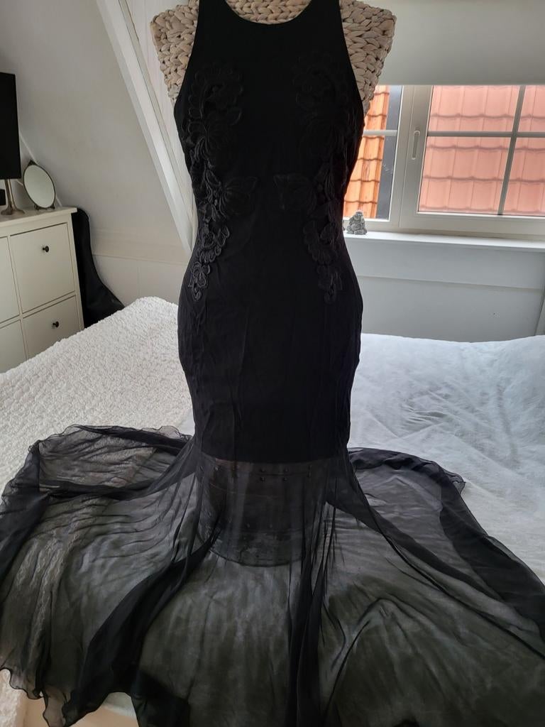 Mooie bijzondere jurk maat M, Maat 38/40 (M), Overige typen, Zwart, Ophalen of Verzenden