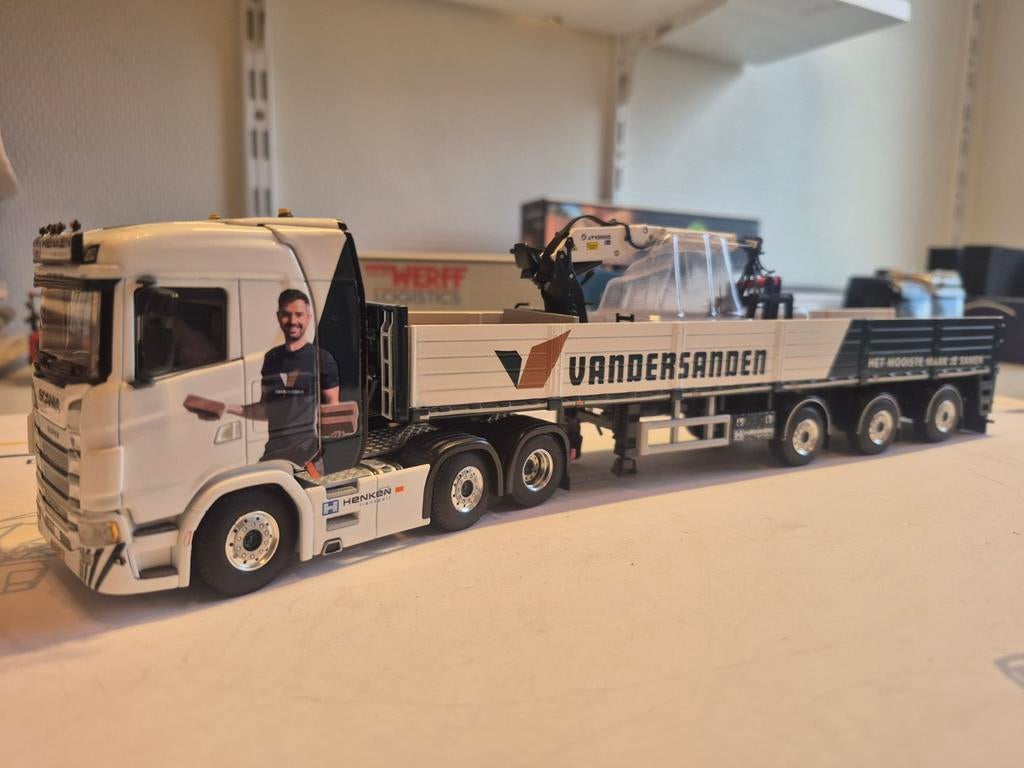 Scania s highline van henken veenendaal, Hobby en Vrije tijd, Modelauto's | 1:50, Ophalen of Verzenden, Zo goed als nieuw, Bus of Vrachtwagen