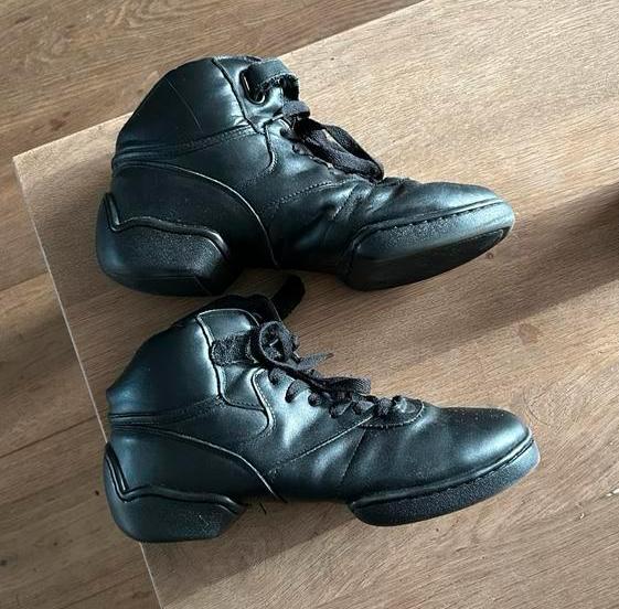 Papillon dans sneaker maat 40,5, Sport en Fitness, Ophalen of Verzenden, Gebruikt, Schoenen