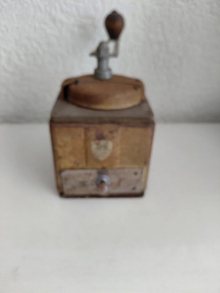 Oude peugeot koffiemolen, Antiek en Kunst, Ophalen of Verzenden