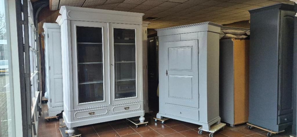 Brocante opgeknapte eiken kasten kamerkasten, buffetkasten, Huis en Inrichting, Kasten | Buffetkasten, Zo goed als nieuw, 200 cm of meer