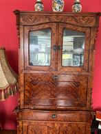 Antieke mahonie kast met snijplank, Ophalen of Verzenden