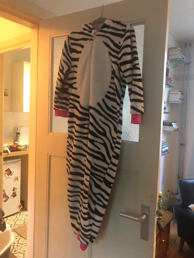 Zebra Onesie - Comfortabele en Leuke Pyjama/Verkleedpak, Ophalen of Verzenden, Gebruikt