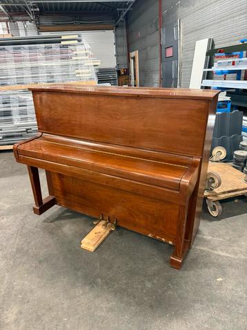 Steinbach WG-5 piano beschikbaar voor biedingen