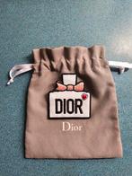 Dior broche met origineel zakje. Helemaal nieuw!, Kleding | Heren, Mutsen, Sjaals en Handschoenen, Ophalen of Verzenden