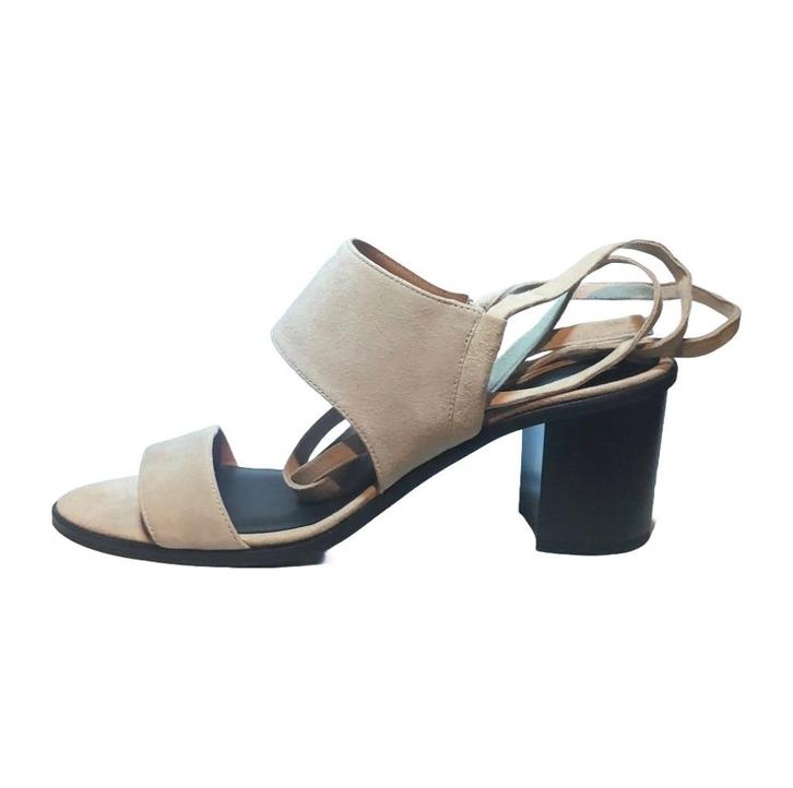 WHAT FOR maat 39 beige suède/leer sandaal - gratis verzenden, Kleding | Dames, Schoenen, Nieuw, Sandalen of Muiltjes, Beige, Verzenden