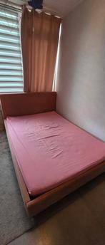 mooi roze fluwelen bed 140x200, Tweepersoons, Zo goed als nieuw, Hout, 140 cm