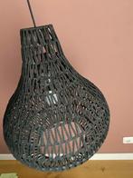 Zwarte hanglamp van Zuiver, Ophalen of Verzenden, Zo goed als nieuw, Stof, 50 tot 75 cm