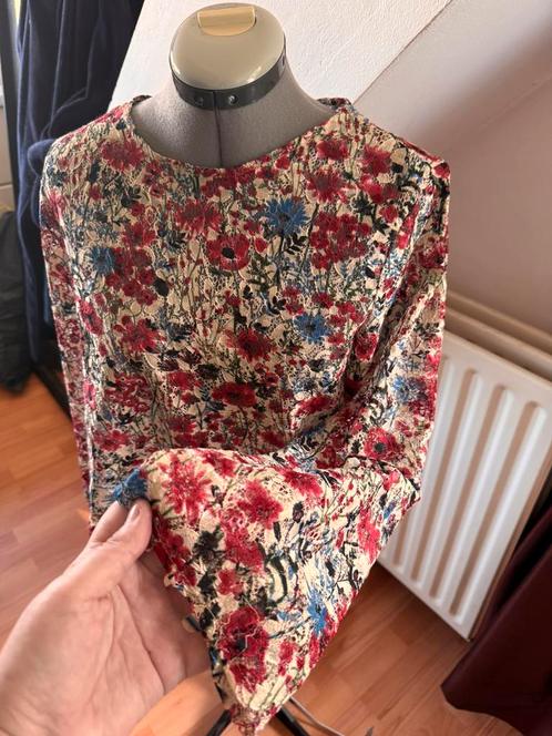 Transparante bloemen blouse/tuniek, Kleding | Dames, Blouses en Tunieken, Nieuw, Maat 42/44 (L), Rood, Ophalen of Verzenden