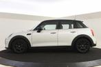 MINI Hatchback Cooper Classic Automaat / Sportstoelen / Crui, Auto's, Mini, Te koop, 1205 kg, Benzine, Hatchback