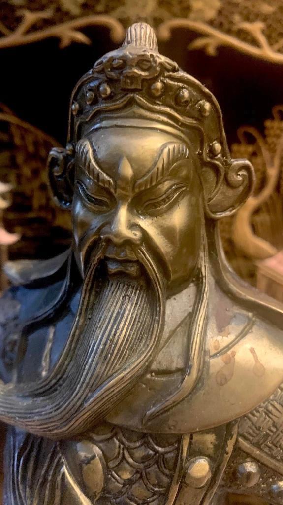 SPLENDID 關雲長 GUAN YU CHANG BRONZE VINTAGE STATUE, Antiek en Kunst, Antiek | Koper en Brons, Ophalen