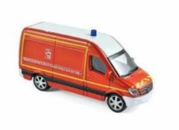 Mercedes Benz Sprinter Pompiers, Hobby en Vrije tijd, Modelauto's | Overige schalen, Nieuw, Auto, Ophalen of Verzenden