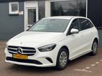 Mercedes-Benz B-klasse 200d / Camera / NAP / 2022 !, Voorwielaandrijving, Start-stop-systeem, Gebruikt, Euro 6