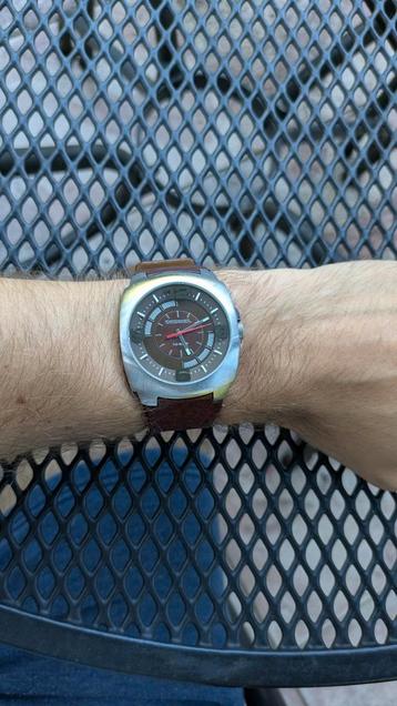 Diesel Horloge met Leren Band beschikbaar voor biedingen