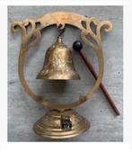 Oosterse bel/gong koper 23 cm hoog met slaghout, Antiek en Kunst, Ophalen of Verzenden