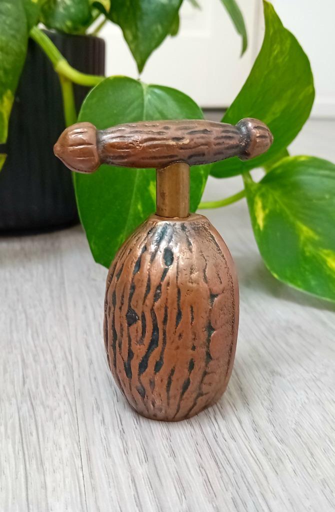 moerenklem notenkraker in de vorm van een walnoot, Antiek en Kunst, Curiosa en Brocante, Verzenden