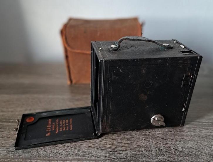 Oude camera - Eastman Kodak - No. 2a Brownie - Model C, Audio, Tv en Foto, Fotocamera's Analoog, Gebruikt, Compact, Kodak, Ophalen of Verzenden