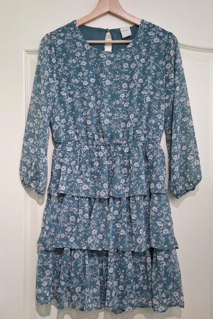 ONLY Studios Floral Jurkje Maat XS, Kleding | Dames, Jurken, Nieuw, Maat 34 (XS) of kleiner, Groen, Knielengte, Ophalen of Verzenden