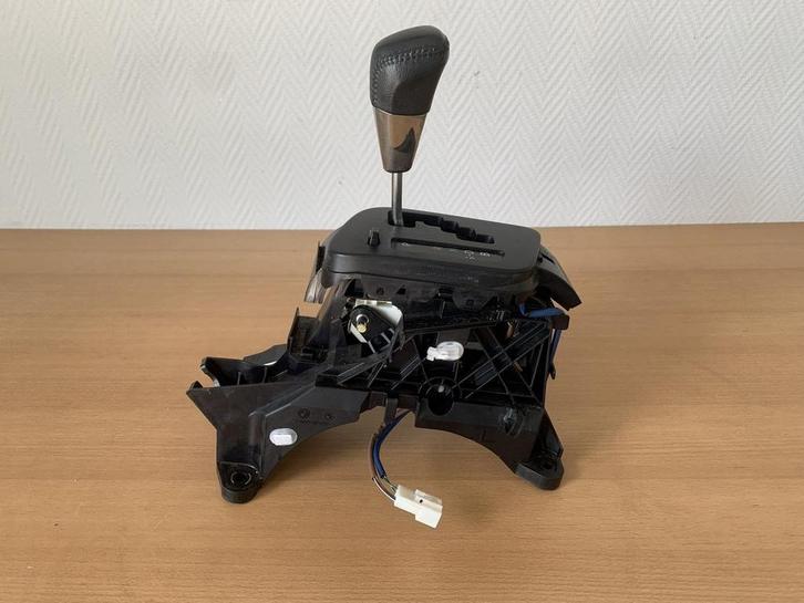 toyota IQ 2009 tot 2015 selectiehendel automaat, Auto-onderdelen, Transmissie en Toebehoren, Toyota, Gebruikt, Ophalen of Verzenden